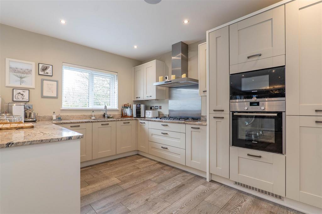 Kitchen/Diner/Family Room
