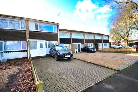 2 bedroom terraced house for sale, Hildenborough Crescent, Maidstone ME16