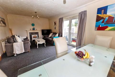 4 bedroom detached house for sale, Woodberry Way, Walton On The Naze, CO14 8