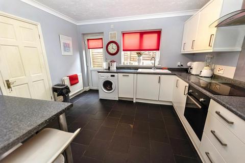 4 bedroom detached house for sale, Woodberry Way, Walton On The Naze, CO14 8