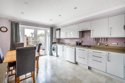 undefined, Overton Road,  South Sutton, SM2