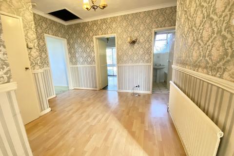 3 bedroom semi-detached bungalow for sale, Lockyers Drive, Ferndown, Dorset, BH22