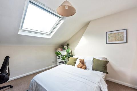 2 bedroom apartment for sale, Finsbury Park Road, London, N4