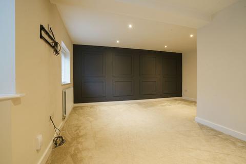 3 bedroom semi-detached house for sale, Pavilion Way, Meltham, HD9