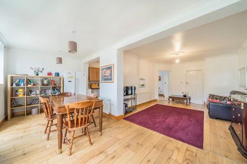 undefined, Southern Avenue, London SE25
