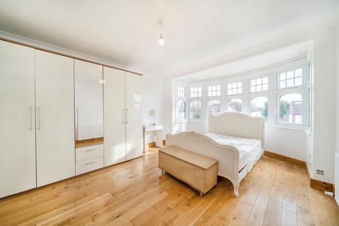 undefined, Southern Avenue, London SE25