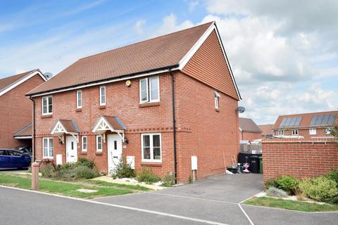 3 bedroom semi-detached house for sale, Horley, Surrey, RH6