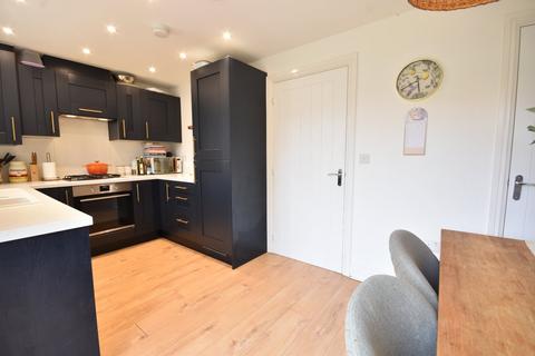 3 bedroom semi-detached house for sale, Horley, Surrey, RH6
