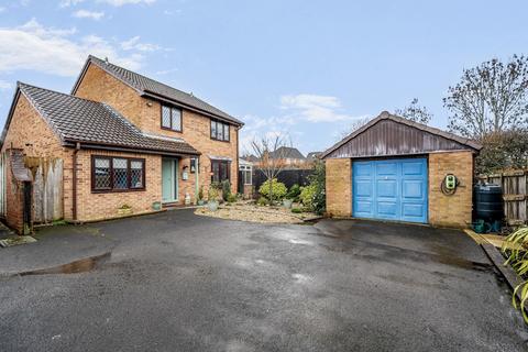 4 bedroom detached house for sale, Clary Road, Swindon, Wiltshire