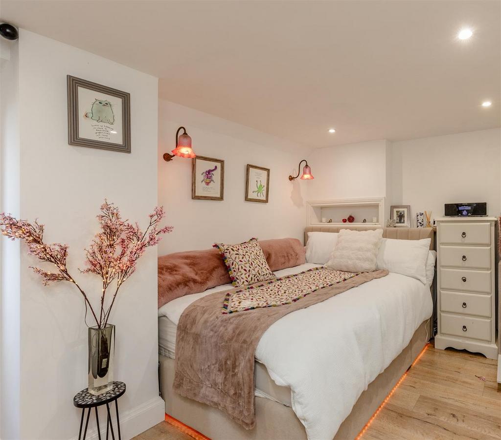 New Master Bedroom.jpg
