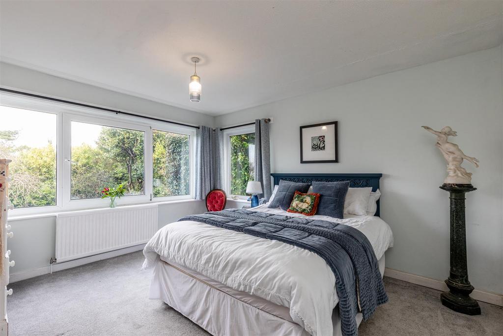 Denny View, Portishead Bed 2b.jpg