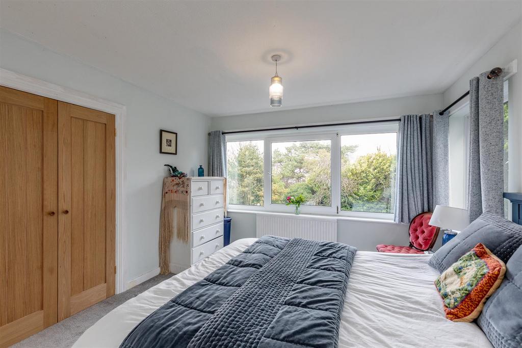 Denny View, Portishead Bed 2.jpg