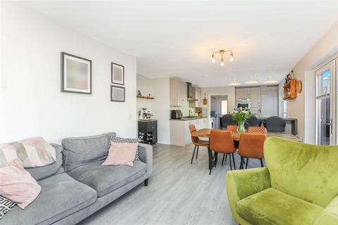 undefined, Pirn Court, Strathaven, South Lanarkshire, ML10