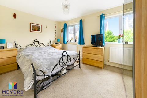 2 bedroom end of terrace house to rent, School Drive, Dorchester, DT2 8