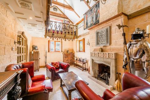 3 bedroom detached house for sale, Paynesfield Road, Tatsfield, Westerham, Surrey TN16