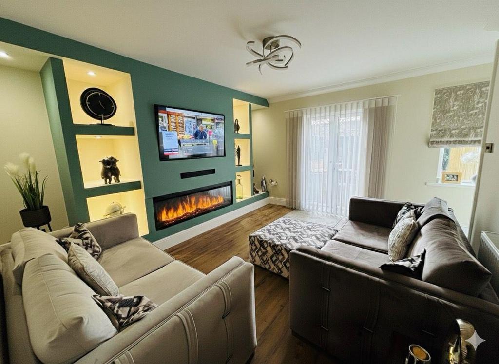 Living Room: