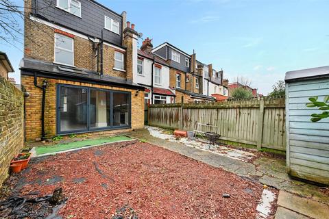 undefined, Kirkley Road, Wimbledon SW19