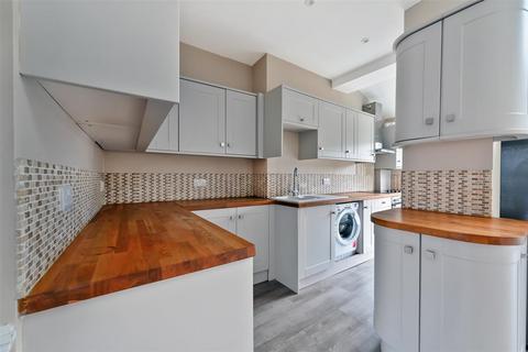 undefined, Kirkley Road, Wimbledon SW19