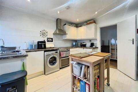 undefined, Frog Grove Lane, Guildford