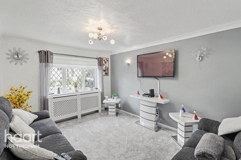 2 bedroom end of terrace house for sale, Thomas Close, Nottingham