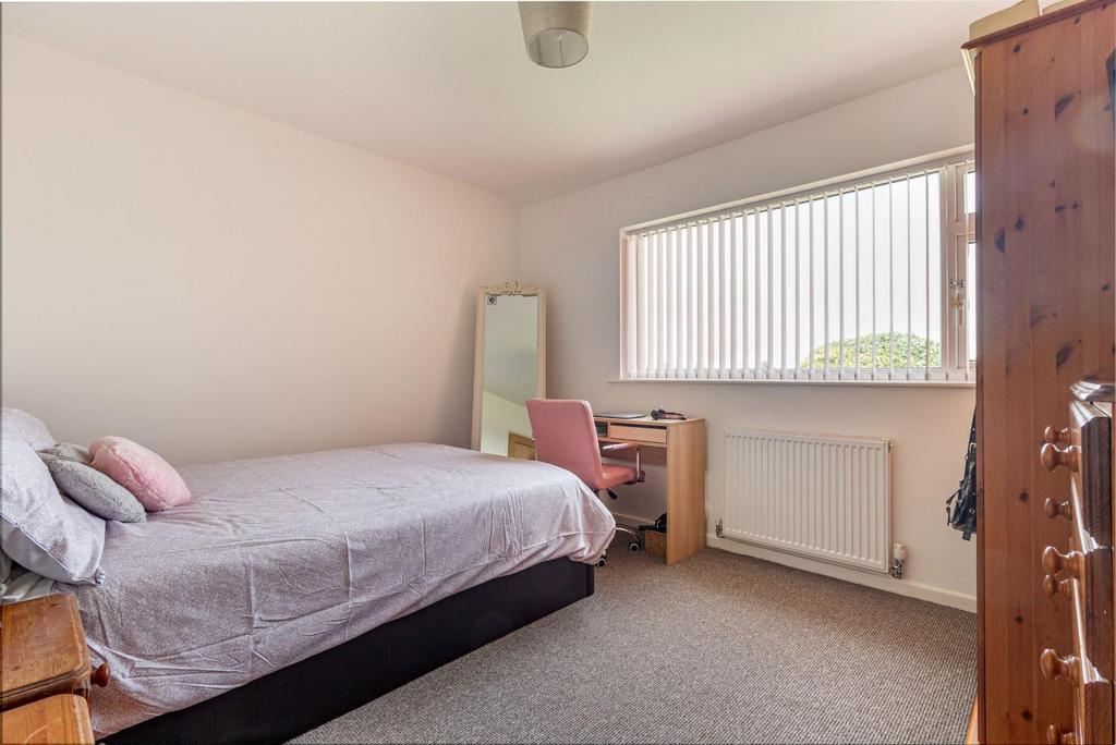 Bedroom-2-2.jpg