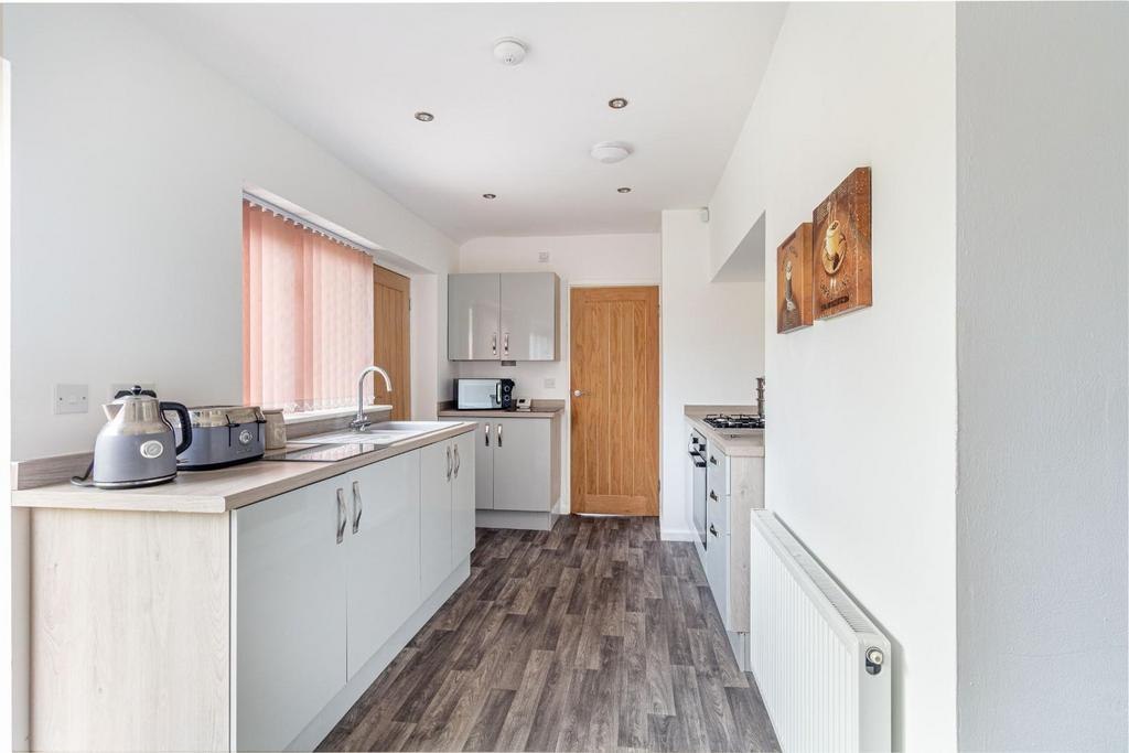 Kitchen-1.jpg