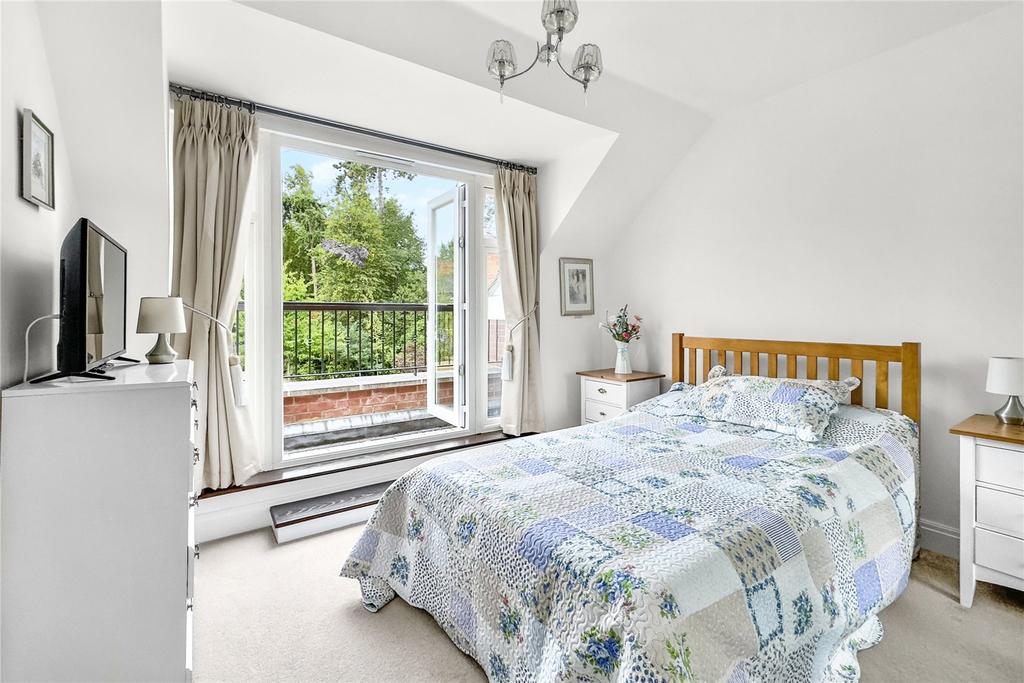 Main Bedroom