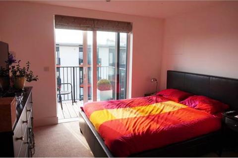 2 bedroom flat to rent, Major Draper Street, London, SE18