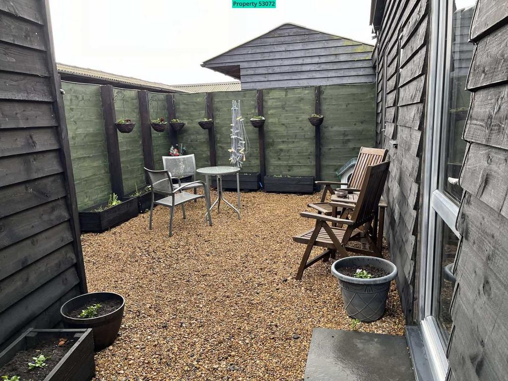 Annex courtyard