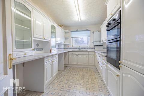 2 bedroom apartment for sale, Poole BH13