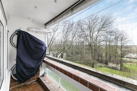 1 bedroom apartment for sale, Tunworth Crescent, London, SW15