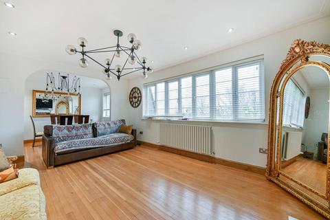 undefined, Montpelier Road, Ealing, London, W5
