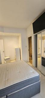 2 bedroom house to rent, Westferry Road, London E14