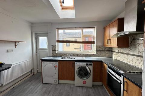 2 bedroom terraced house to rent, Holborn Street, Sudden, Rochdale