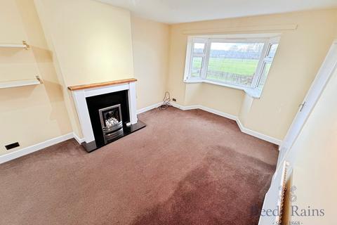 2 bedroom semi-detached house to rent, Kentmere Place, Staffordshire ST5