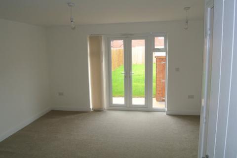 3 bedroom semi-detached house to rent, Preston Way, Cheshire CW7