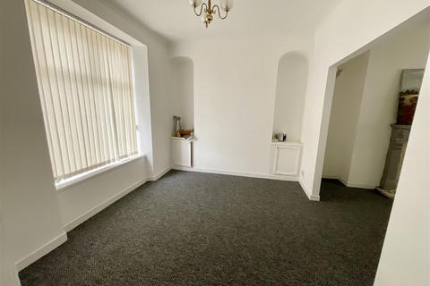 4 bedroom terraced house for sale, Old Castle Road, Llanelli