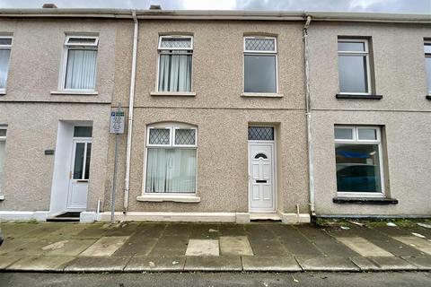 4 bedroom terraced house for sale, Old Castle Road, Llanelli