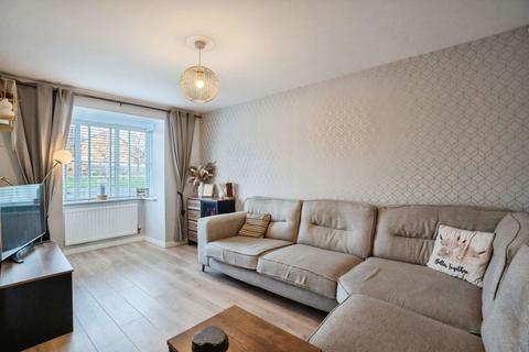 undefined, Shackleton Avenue, Farnworth, Widnes