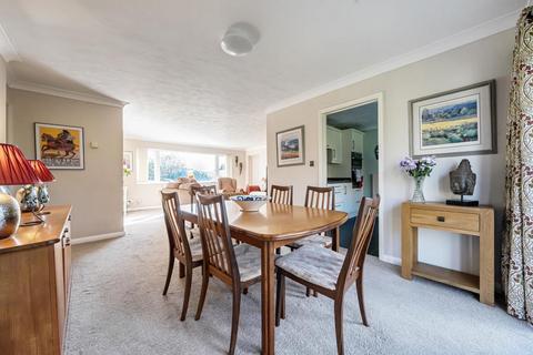 5 bedroom detached bungalow for sale, Swift Close,  Bicester,  Oxfordshire,  OX26