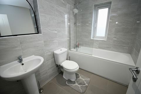 3 bedroom terraced house for sale, Trafford Road, Eccles, M30
