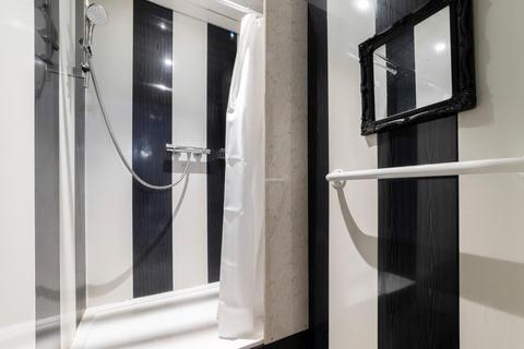8 bedroom apartment to rent, Sauchiehall Street, Glasgow, G3