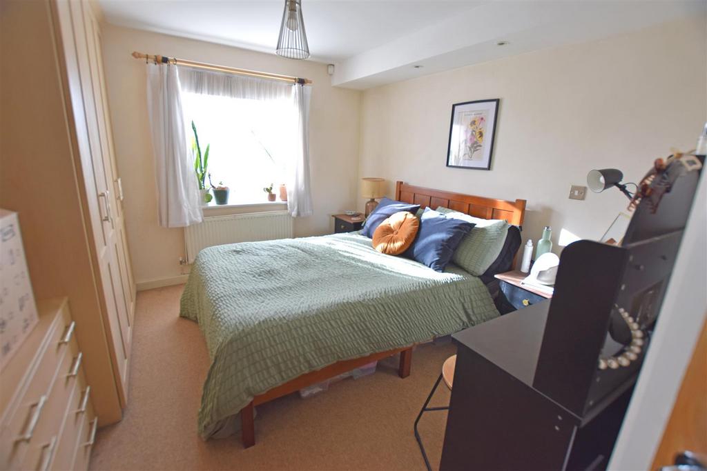 Bedroom1.jpg