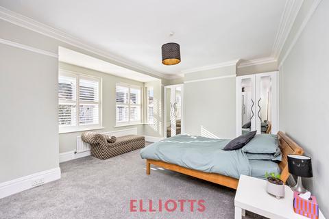 4 bedroom terraced house for sale, Lyndhurst Road, Hove