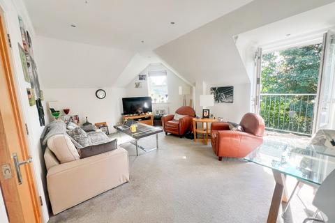 2 bedroom flat for sale, Alumhurst Road, Alum Chine, Westbourne, BH4