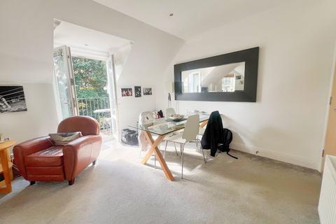 2 bedroom flat for sale, Alumhurst Road, Alum Chine, Westbourne, BH4