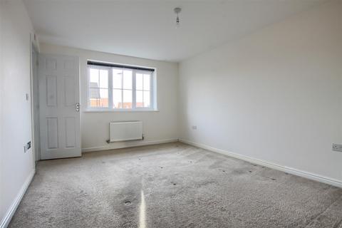 5 bedroom detached house to rent, Glevum Avenue, Ingleby Barwick