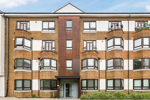 2 bedroom flat to rent, Kew Bridge Court, London
