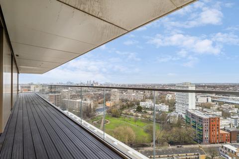2 bedroom flat to rent, Coda Residences, 6 York Place, London