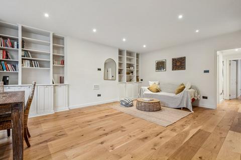 undefined, St. Quintin Avenue, London